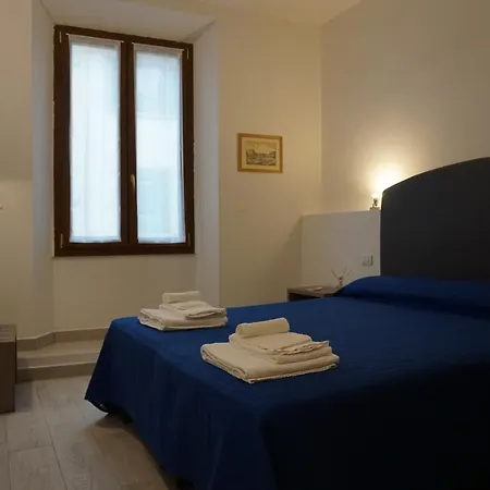 Holiday Rooms 3* Florence