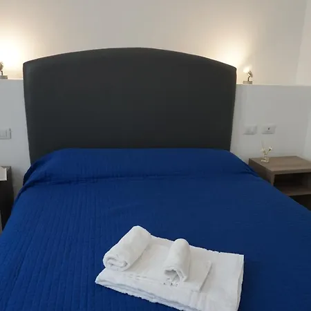 Guest house Holiday Rooms
