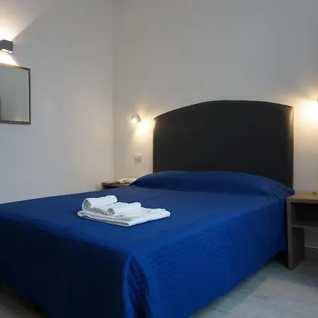 Holiday Rooms Guest house *